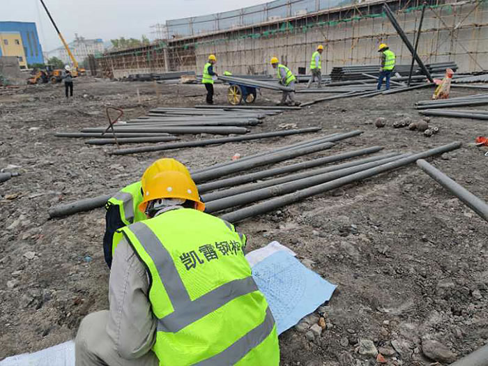 闵行螺栓球网架结构